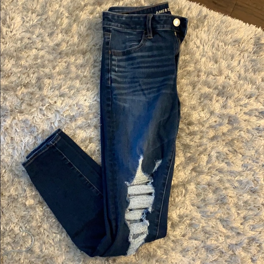 American Eagle Ripped Jeans/Jeggings
